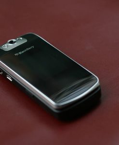 Điện thoại Blackberry Pear 8220