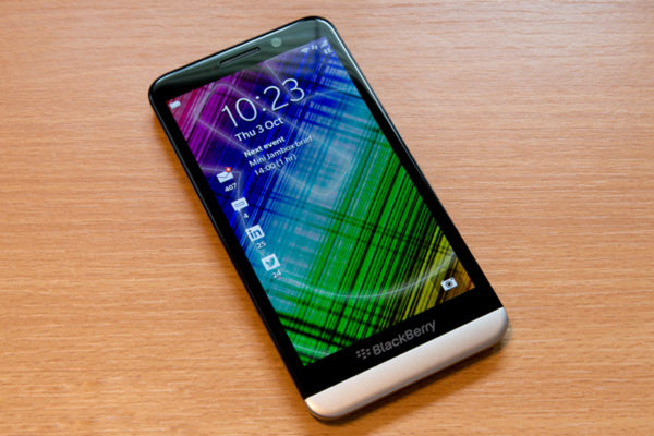 Điện thoại Blackberry Z30